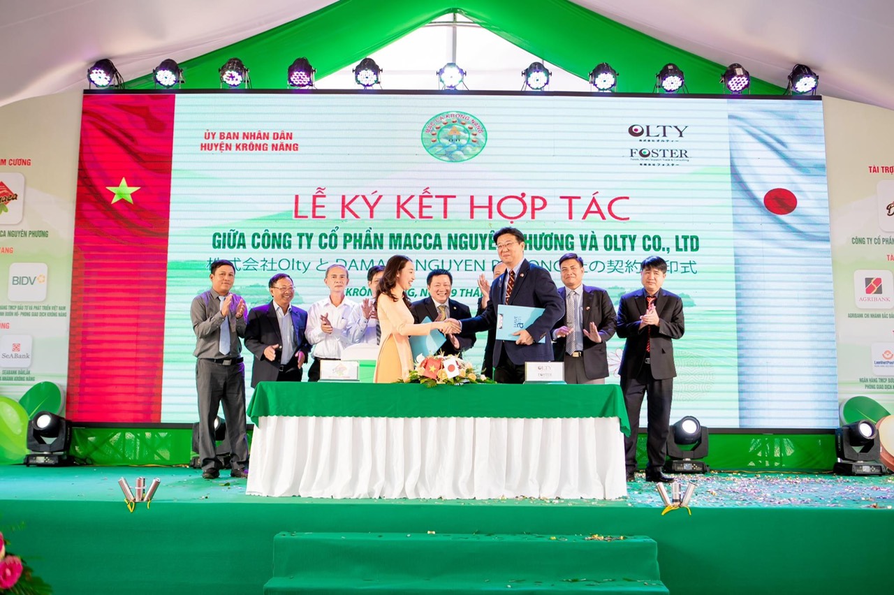 LỄ XUẤT KHẨU CONTAINER ĐẦU TIÊN SANG THỊ TRƯỜNG NHẬT BẢN